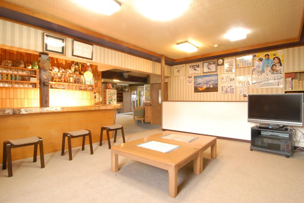 Yamakyuso Hotel Otari Exterior photo