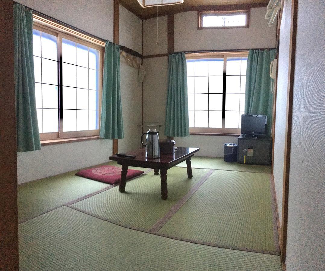 Yamakyuso Hotel Otari Exterior photo